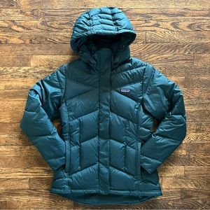 Women’s Patagonia Puffer Jacket - Medium